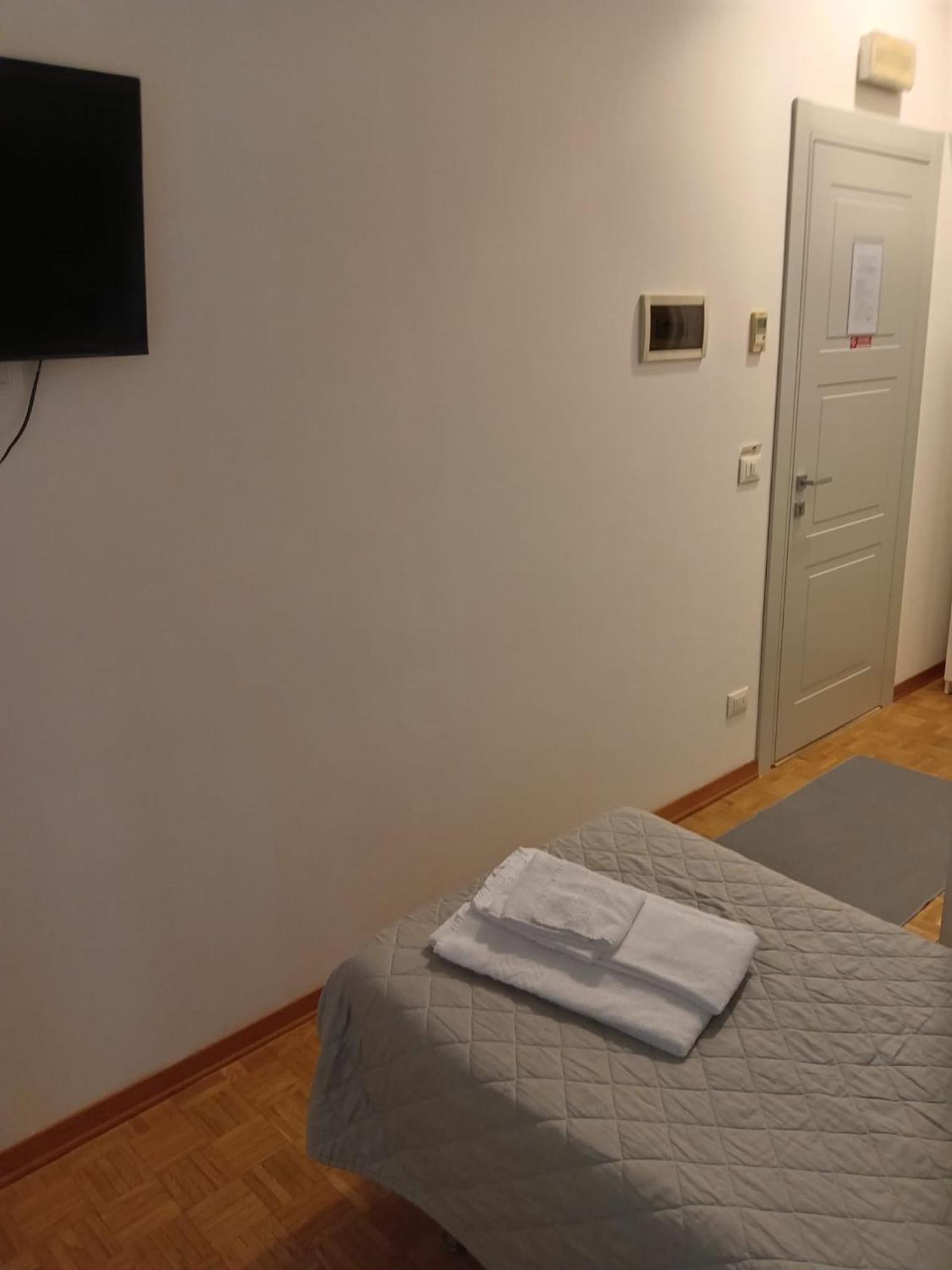 Iris Guest house