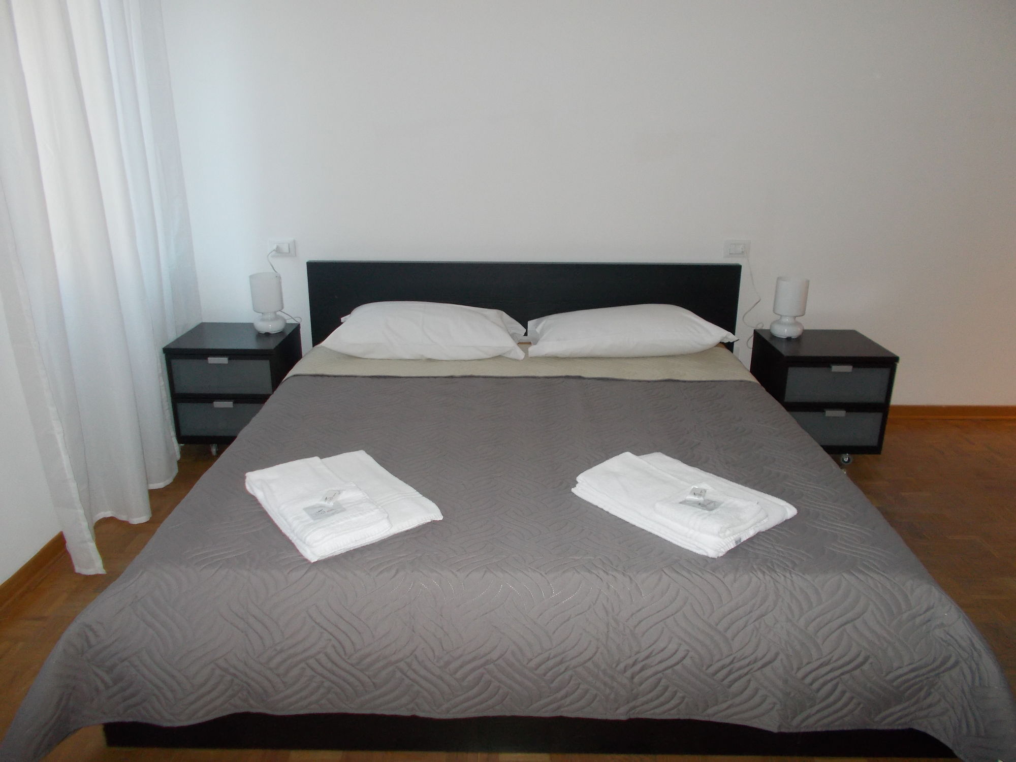 Iris 4*